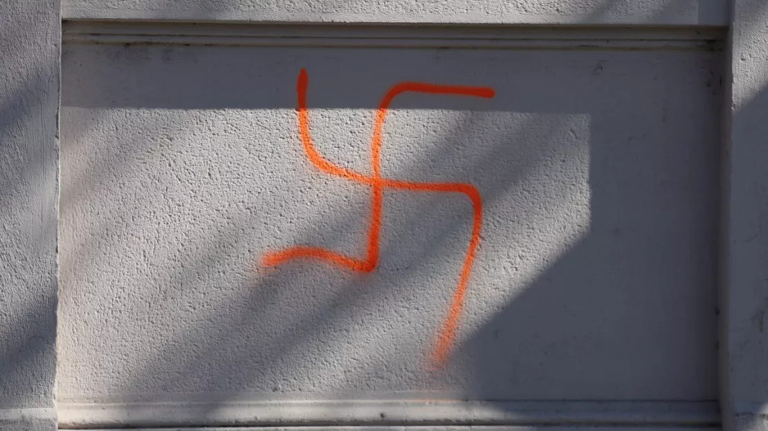 Croix gammées et symboles nazis découverts près de Grenoble ce week-end