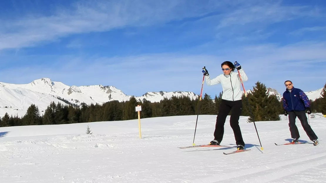 Fillette percutée par un skieur : l'enfant héliportée à Grenoble