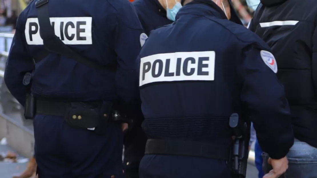 Grenoble : le chauffard traîne un policier sur plusieurs mètres