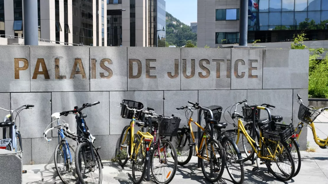 Grenoble : prison avec sursis requise contre un automobiliste ivre après la mort de son passager
