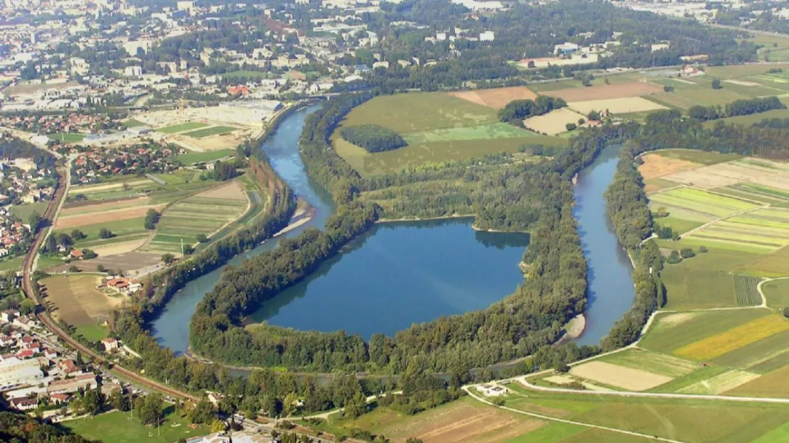 Il construit des maisons sur une zone protégée à Meylan, la justice l'oblige à tout détruire