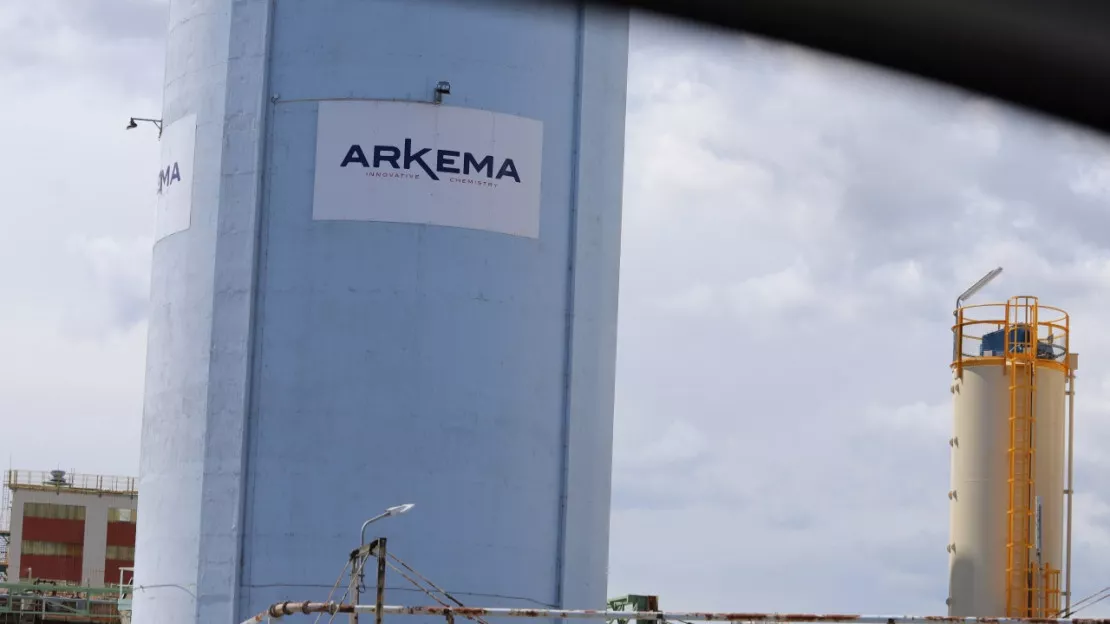 Isère : Arkema menace de fermer l’usine si le blocage persiste