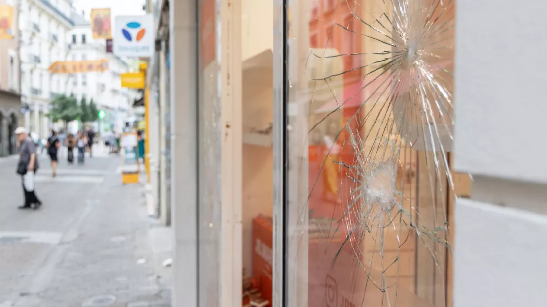 Métropole de Grenoble : des aides financières débloquées pour les commerçants touchés par les pillages