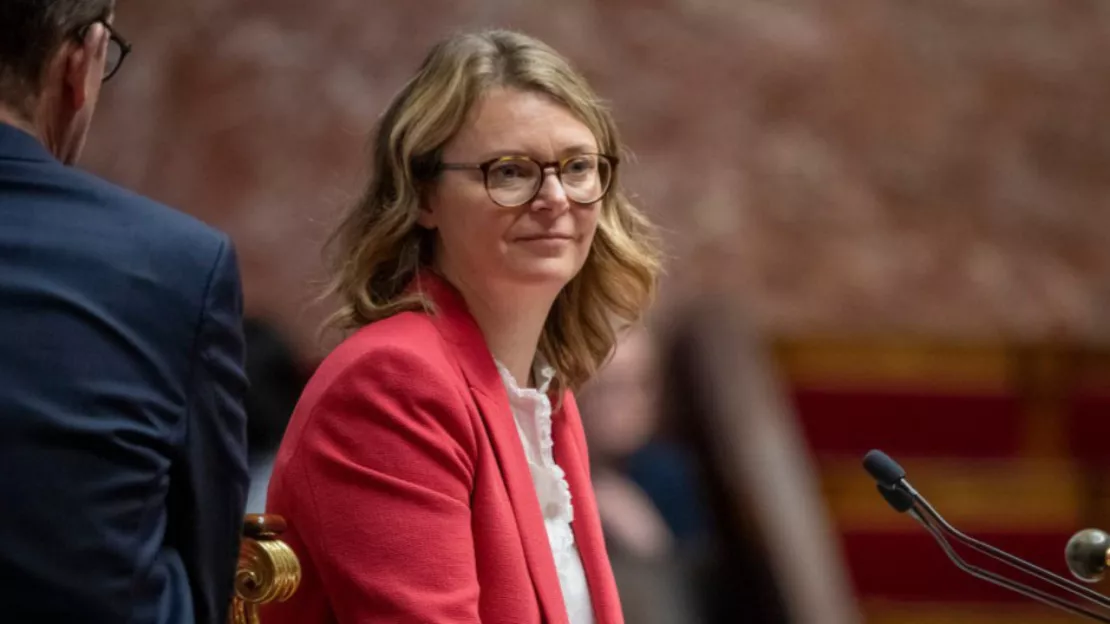 Voiron : il échappe à la prison après avoir brisé la vitrine de la permanence de la députée Elodie Jacquier-Laforge