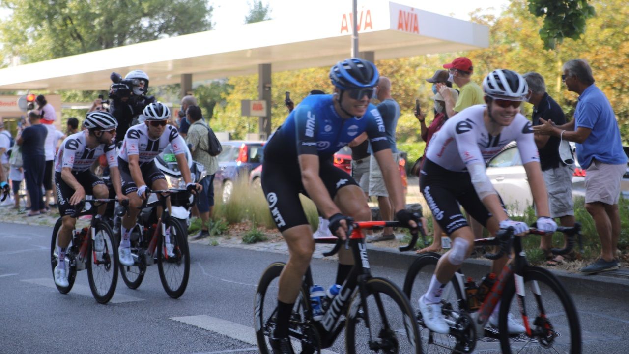 Pourquoi il sera presque impossible de rejoindre l’Alpe d’Huez pendant le Tour de France Pourquoi il sera presque impossible de rejoindre l’Alpe d’Huez pendant le Tour de France