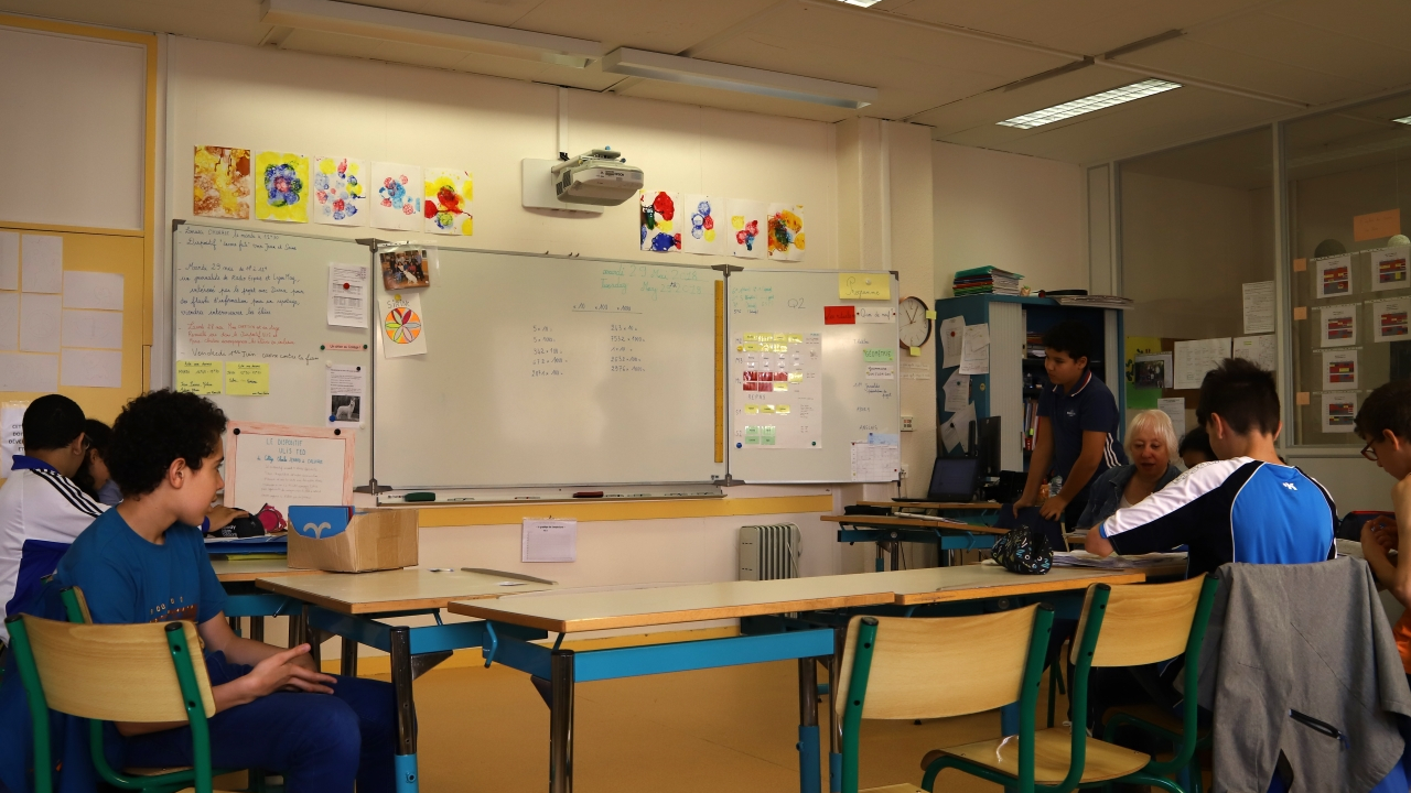 Alerte &agrave; la bombe &agrave; Grenoble : le coll&eacute;gien identifi&eacute; "regrette" et fera l'objet d'une expertise psychiatrique