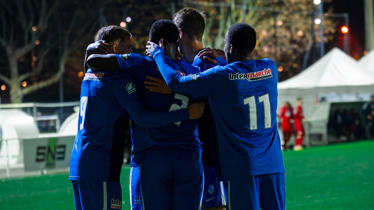 Avec un triplé de Moussa Djitté, le GF38 écarte Villefontaine et s’offre un derby à Annecy Avec un triplé de Moussa Djitté, le GF38 écarte Villefontaine et s’offre un derby à Annecy