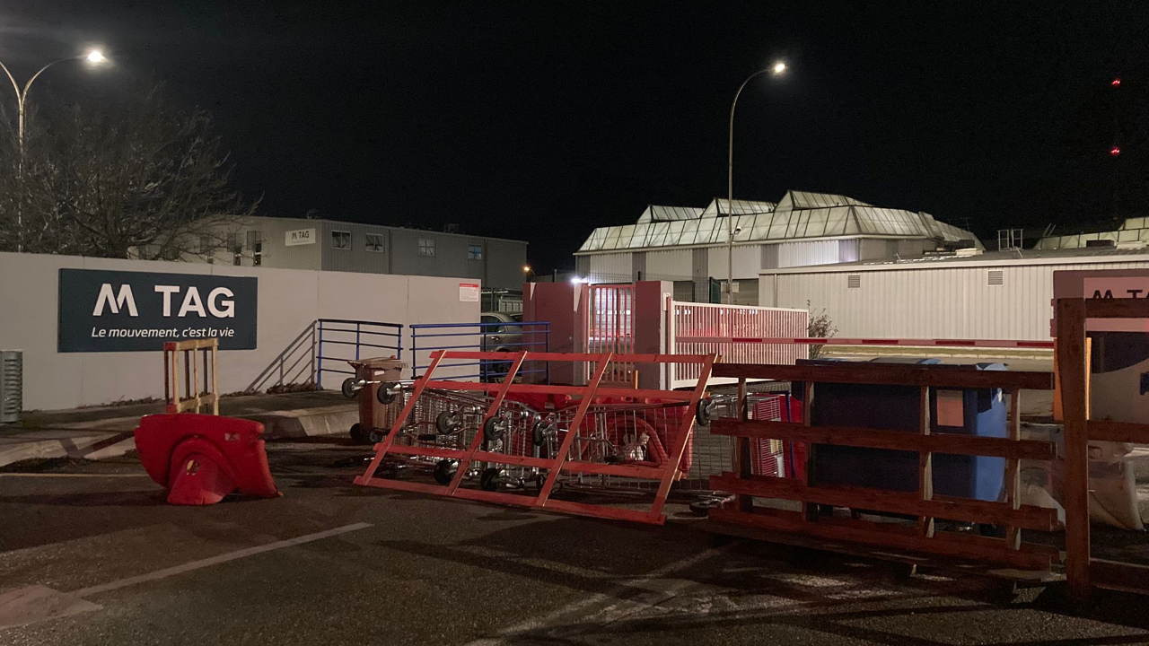 Blocage de ses dépôts par des manifestants contre la réforme des retraites : M Tag porte plainte Blocage de ses dépôts par des manifestants contre la réforme des retraites : M Tag porte plainte