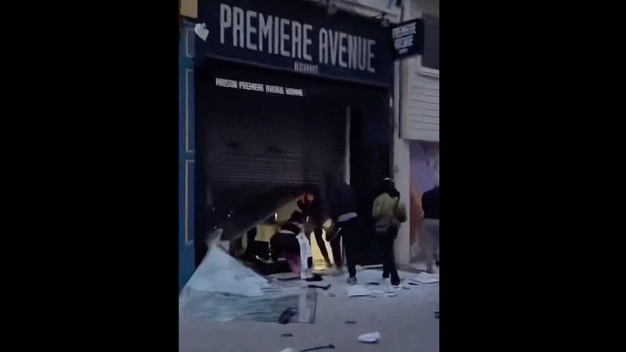 Emeutes à Grenoble : plusieurs pillages en centre-ville Emeutes à Grenoble : plusieurs pillages en centre-ville