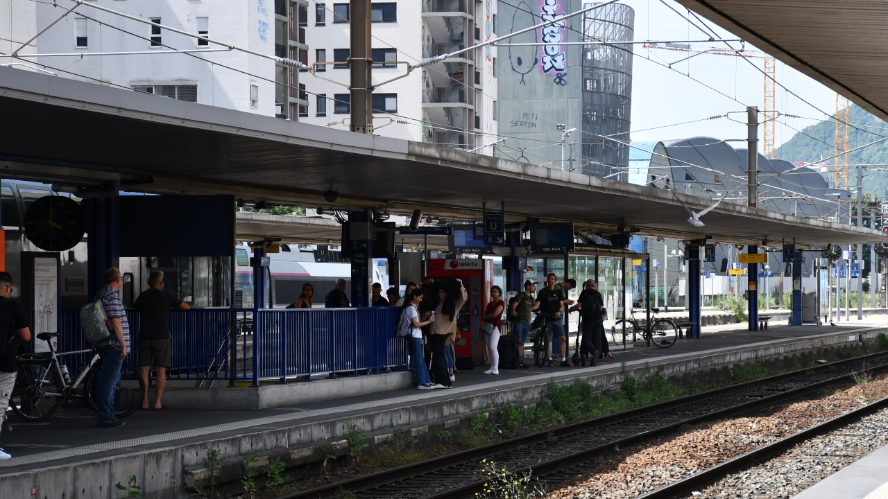 Grenoble : d’importants travaux causent des perturbations sur le réseau SNCF cet été Grenoble : d’importants travaux causent des perturbations sur le réseau SNCF cet été