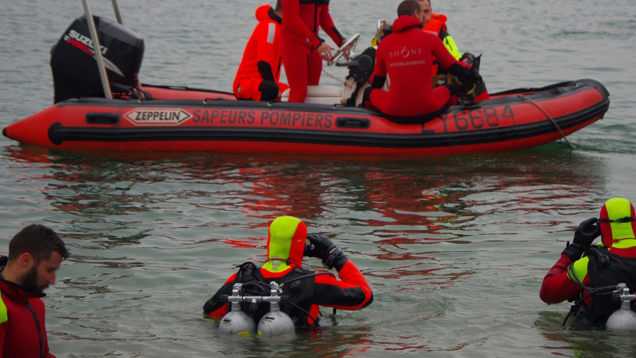 Grenoble : il se jette dans l'Isère, son corps introuvable Grenoble : il se jette dans l'Isère, son corps introuvable