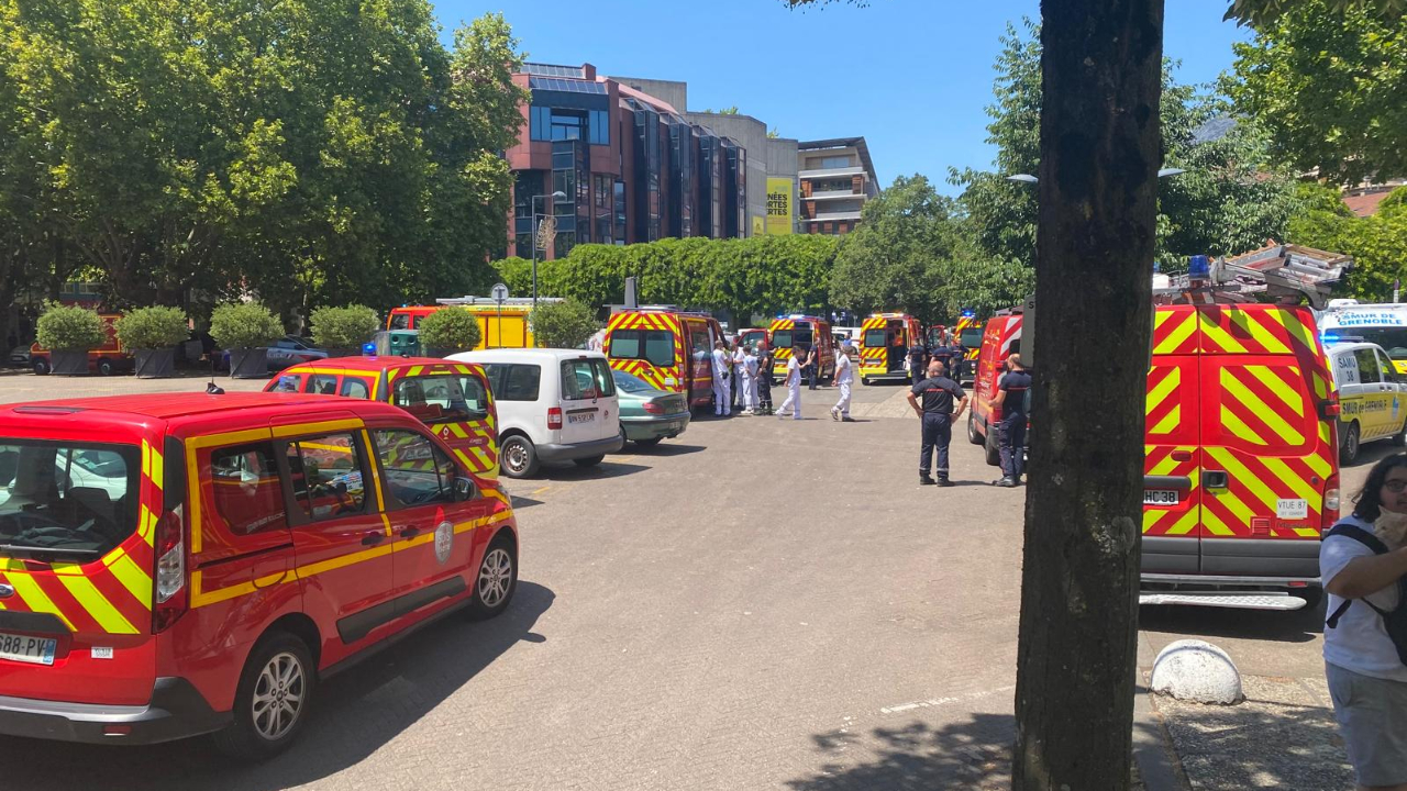Grenoble : l'appartement d'un rabbin victime d'un incendie, 12 blessés Grenoble : l'appartement d'un rabbin victime d'un incendie, 12 blessés