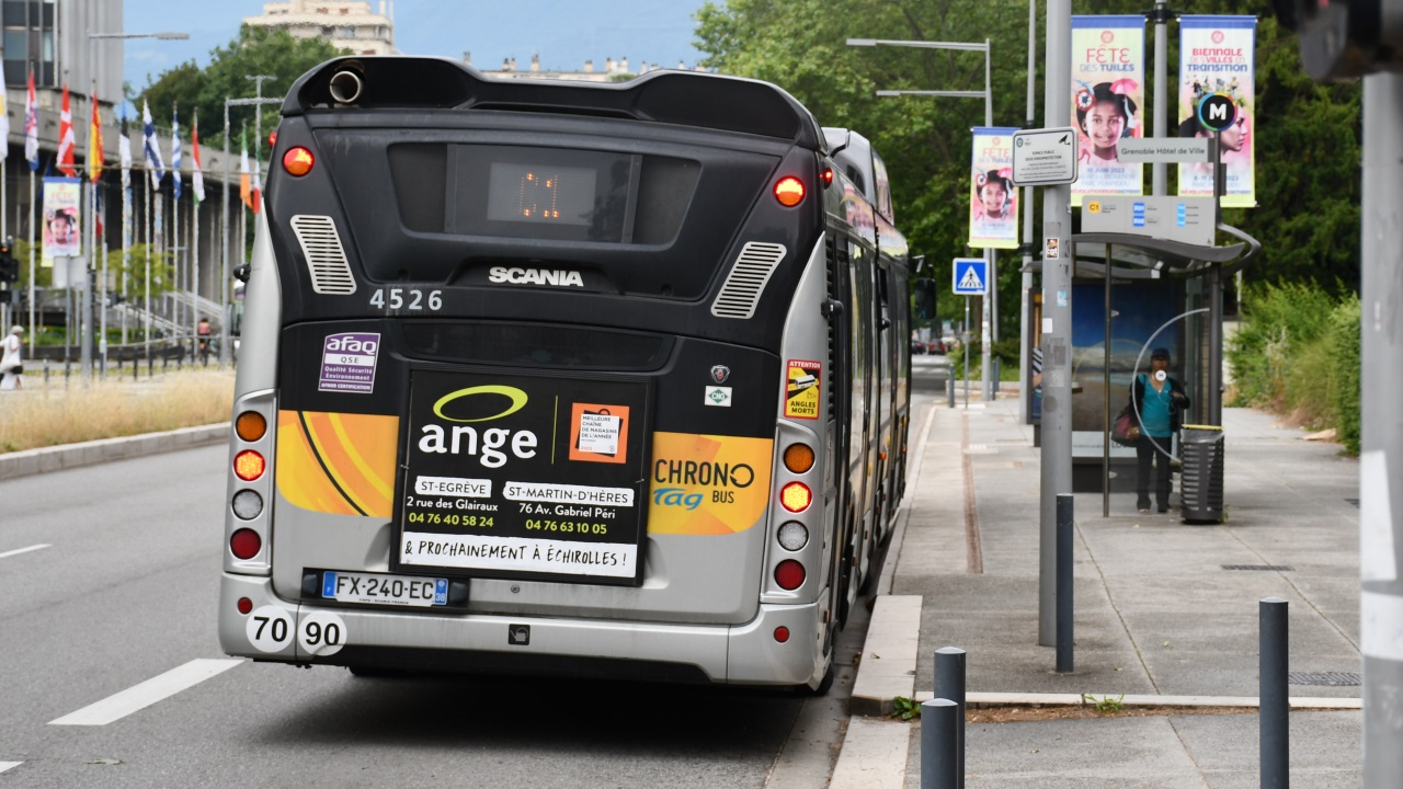 Grenoble : les transports en communs seront gratuit ce samedi Grenoble : les transports en communs seront gratuit ce samedi