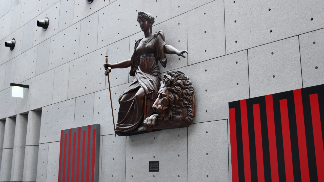 Grenoble : petite peine de prison pour un fou du volant, ivre et sous l'empire des stupéfiants