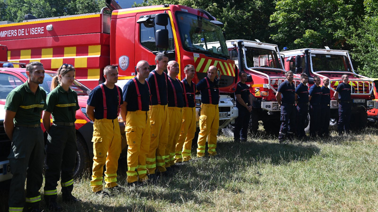 Incendies dans le Sud : des sapeurs-pompiers is&eacute;rois mobilis&eacute;s en renfort
