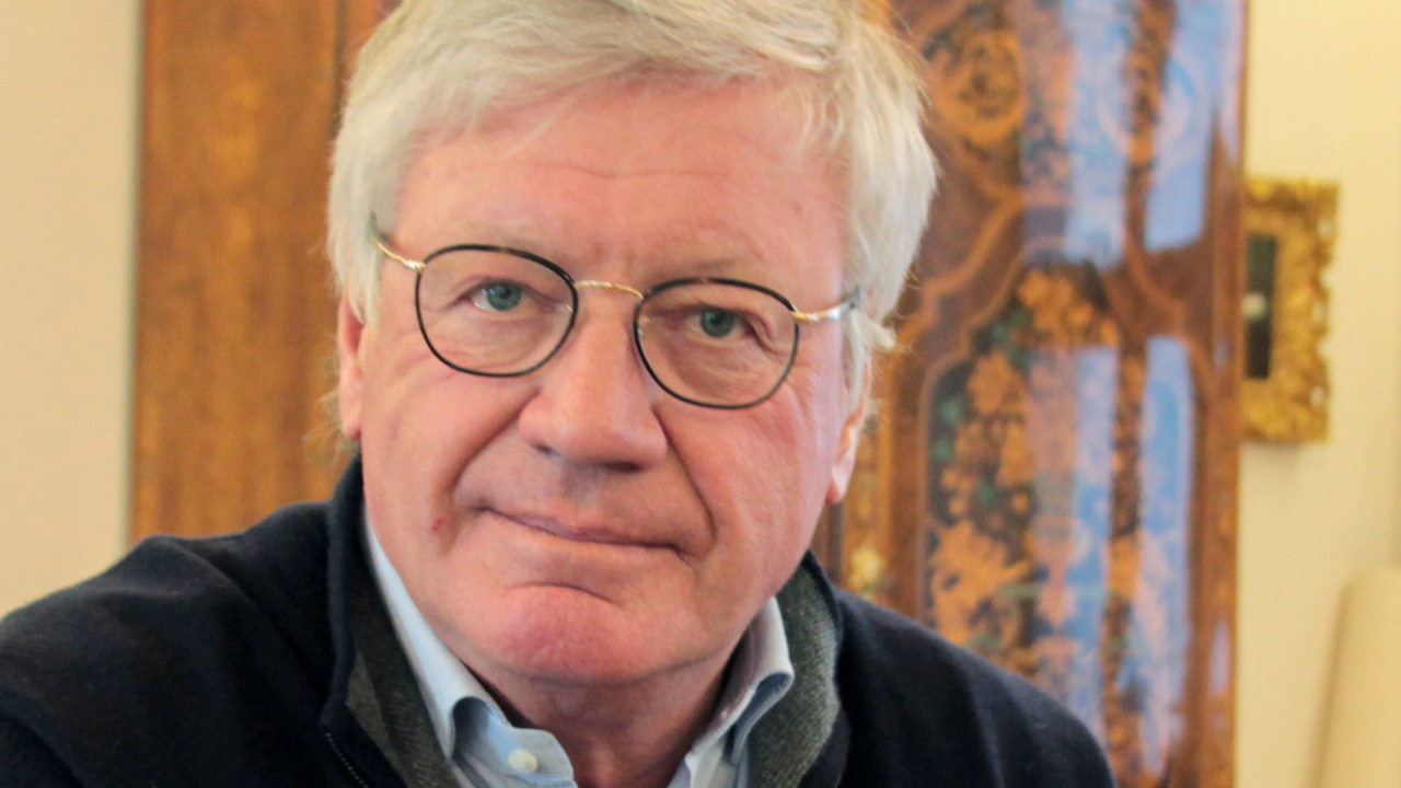 L’éditeur grenoblois Jacques Glénat suspendu de la Légion d’honneur après sa condamnation pour évasion fiscale L’éditeur grenoblois Jacques Glénat suspendu de la Légion d’honneur après sa condamnation pour évasion fiscale