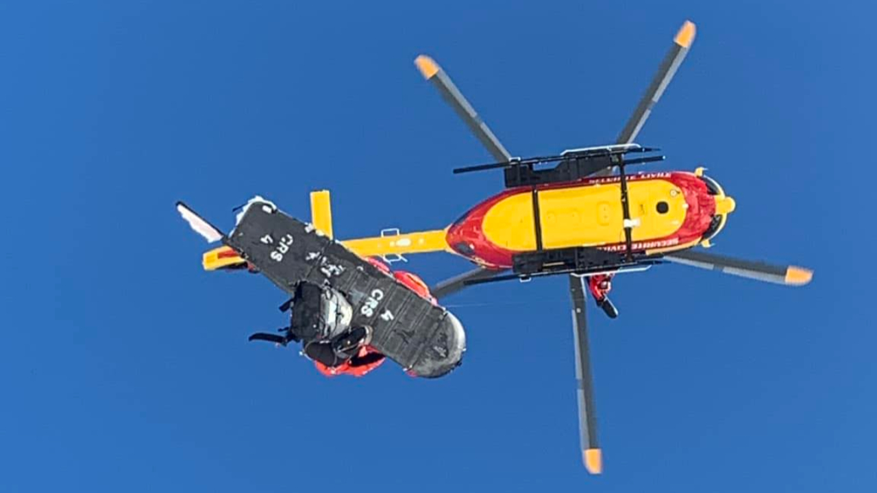 Le massif des Ecrins endeuillé : deux alpinistes se tuent dans une chute de 200 mètres Le massif des Ecrins endeuillé : deux alpinistes se tuent dans une chute de 200 mètres