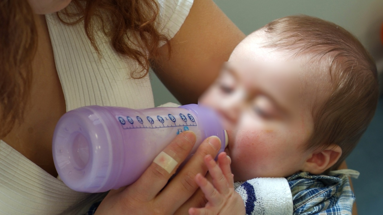 Pr&egrave;s de Grenoble : condamn&eacute; apr&egrave;s avoir mis un coup de pied dans la t&ecirc;te de son b&eacute;b&eacute;