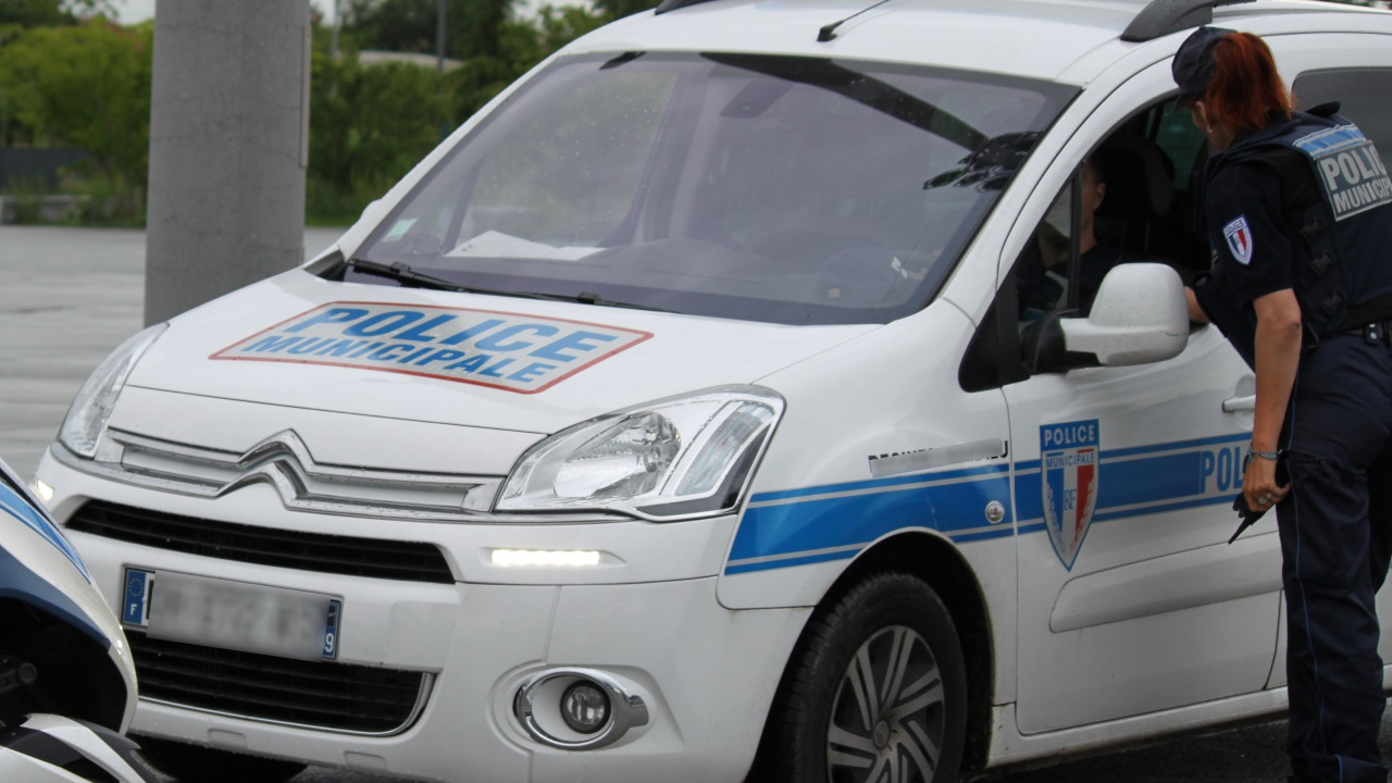 Près de Grenoble : il renverse deux piétons et tente de s'enfuir