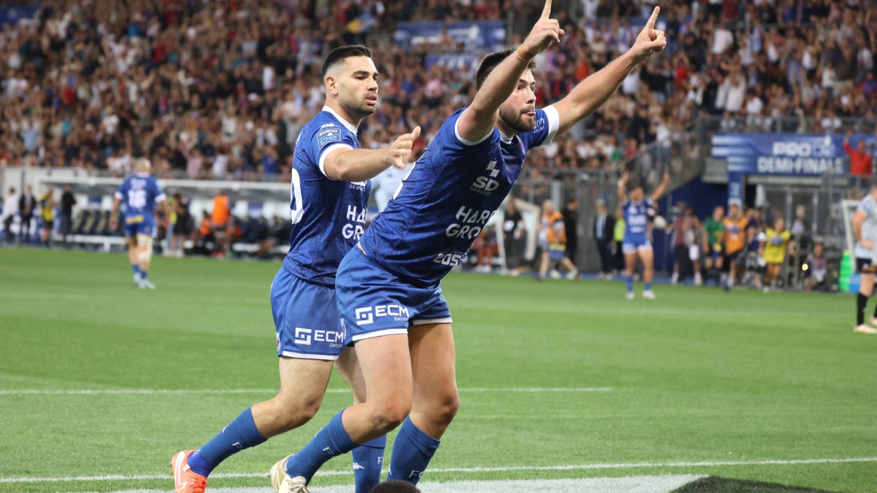 Pro D2 : le FC Grenoble jouera finalement au Stade des Alpes pour son premier match à domicile Pro D2 : le FC Grenoble jouera finalement au Stade des Alpes pour son premier match à domicile