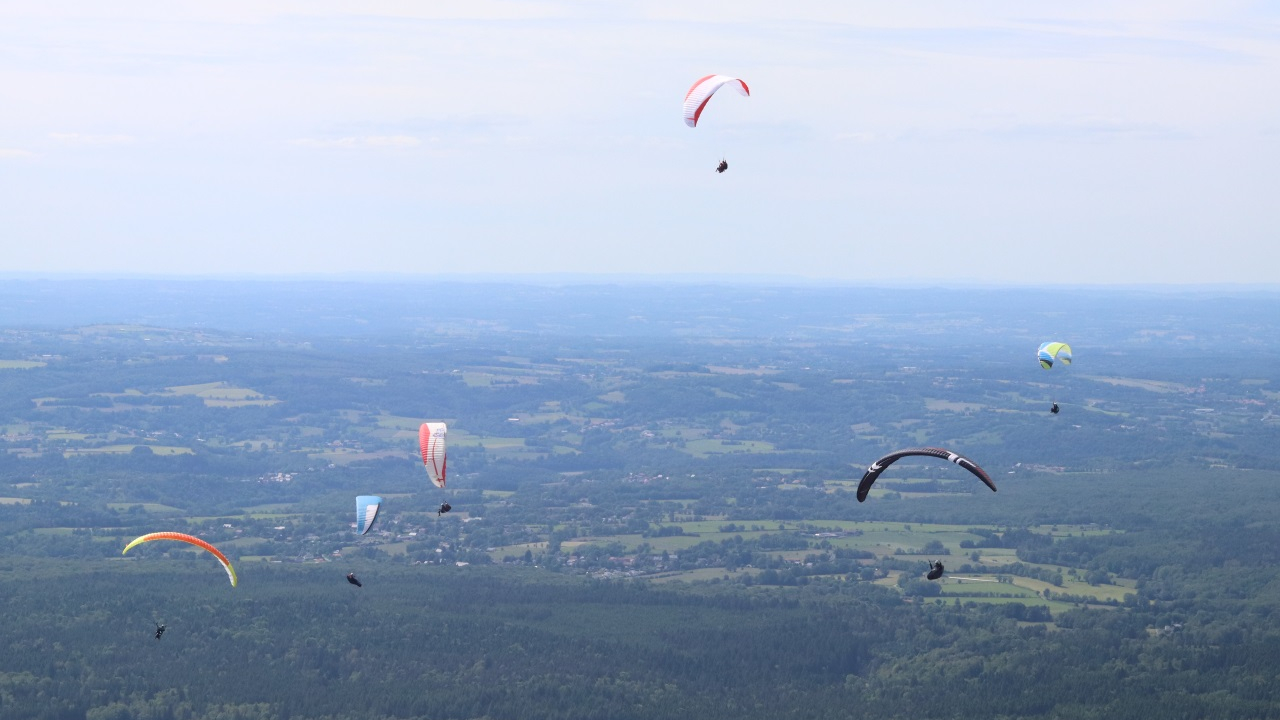 Un Grenoblois décède lors d’un grave accident de parapente dans les Alpes
