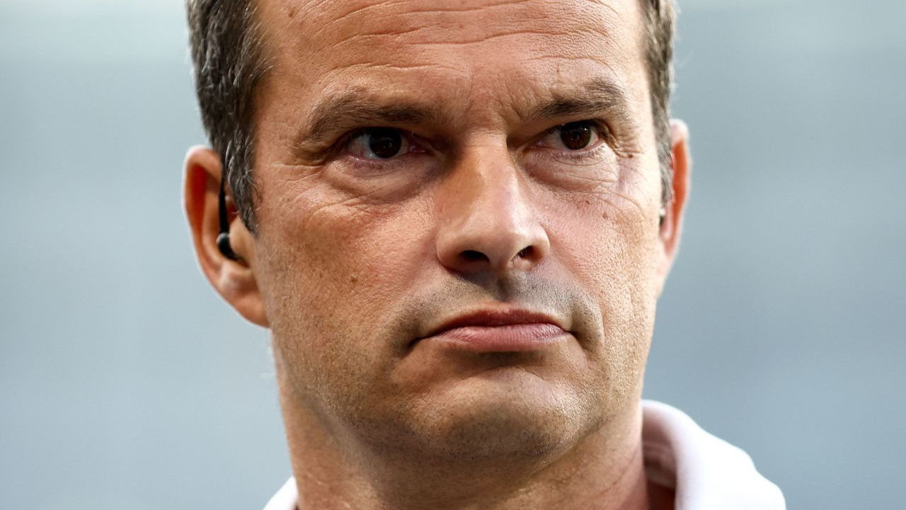 Vincent Hognon bient&ocirc;t vir&eacute; ? Le coach du GF38 d&eacute;nonce des "bruits de caniveau"