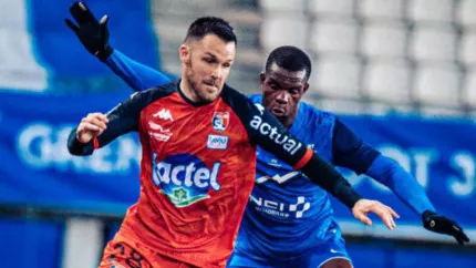 GF38-Laval : Grenoble a pris une leçon de football à domicile GF38-Laval : Grenoble a pris une leçon de football à domicile